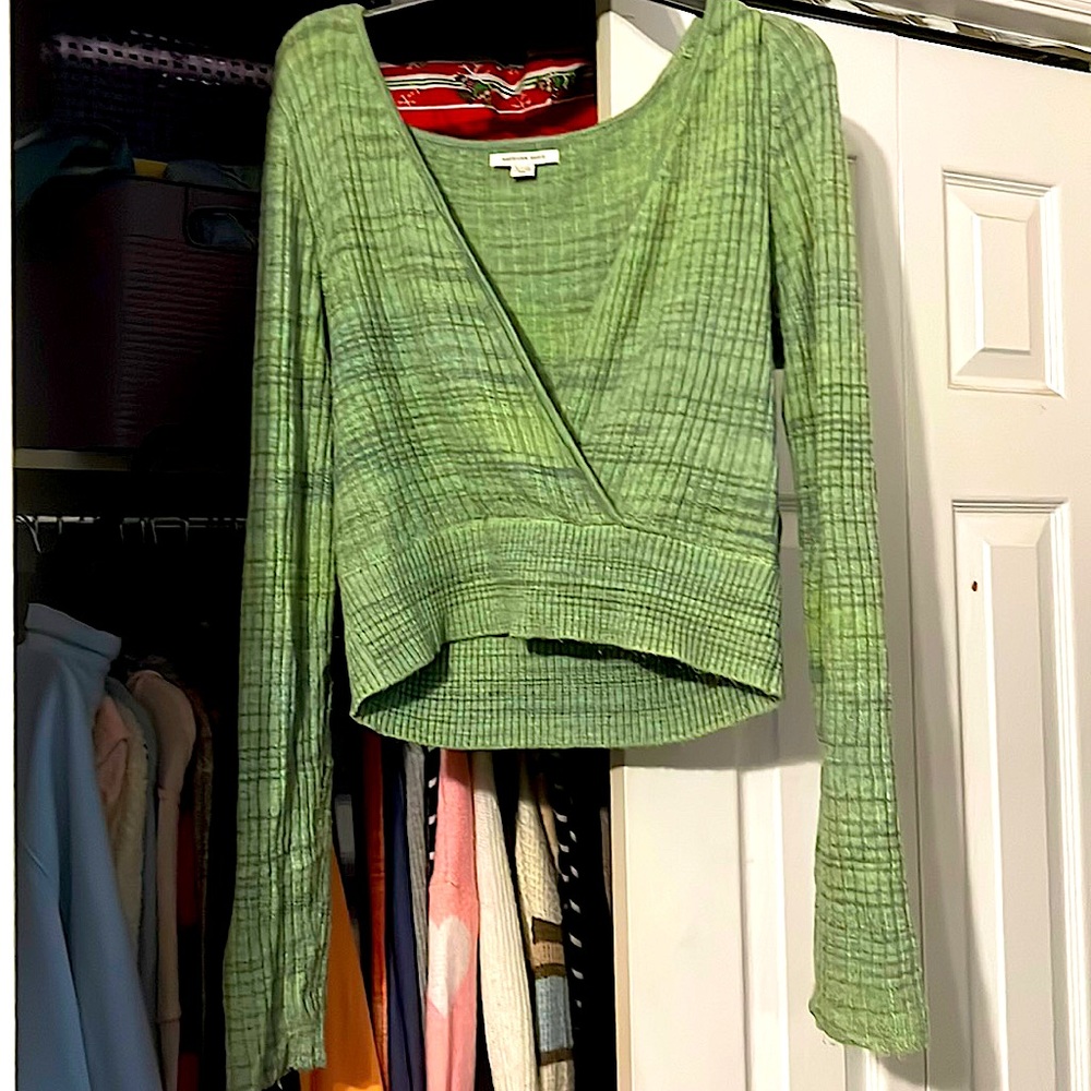 American Eagle cropped wrap sweater, green size XL worn twice